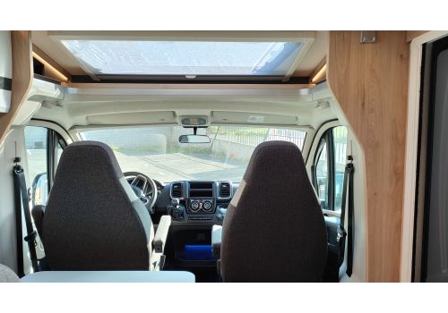 Autocaravana Perfilada DETHLEFFS Globebus Camp T1 Nueva en Venta