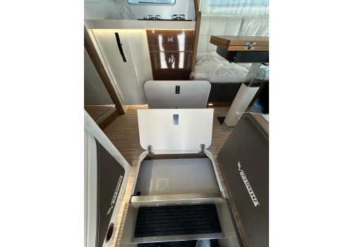 Autocaravana Integral MOBILVETTA K-Yatch Tekno Line 90 de Ocasión