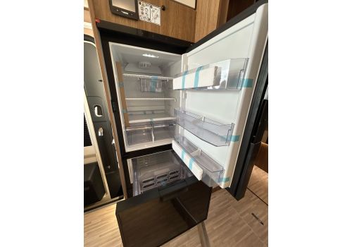 Autocaravana Integral MOBILVETTA K-Yatch Tekno Line 90 de Ocasión