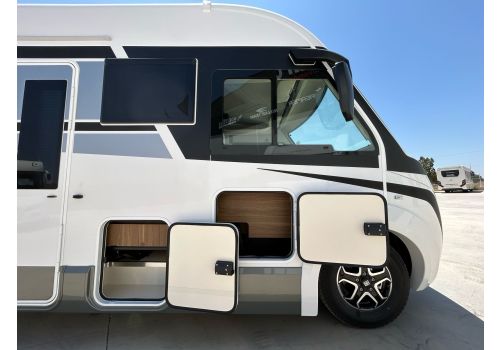 Autocaravana Integral MOBILVETTA K-Yatch Tekno Line 90 de Ocasión