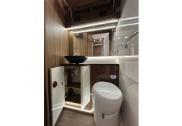 Autocaravana Integral MOBILVETTA K-Yatch Tekno Line 90 Nueva en Venta