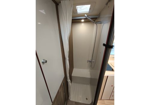 Autocaravana Perfilada ROLLER TEAM Kronos 230 TL FIT de Ocasión