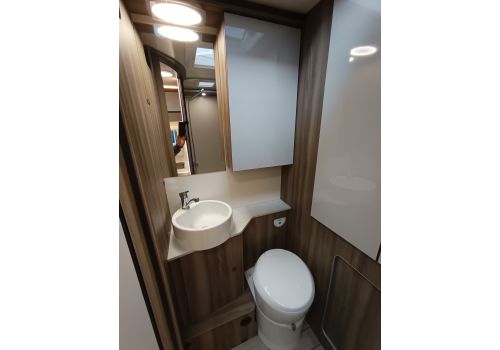 Autocaravana Perfilada ROLLER TEAM Kronos 230 TL FIT de Ocasión