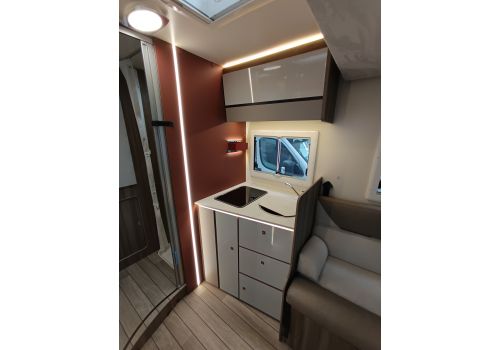 Autocaravana Perfilada ROLLER TEAM Kronos 230 TL FIT de Ocasión