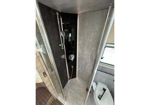 Autocaravana Integral CONCORDE Carver 850 LI Nueva en Venta
