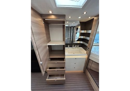Autocaravana Integral CONCORDE Carver 850 LI Nueva en Venta
