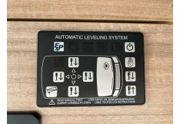 Autocaravana Integral CONCORDE Carver 850 LI Nueva en Venta