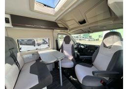 Furgoneta Cámper ROLLER TEAM Livingstone 2 Advance en Alquiler