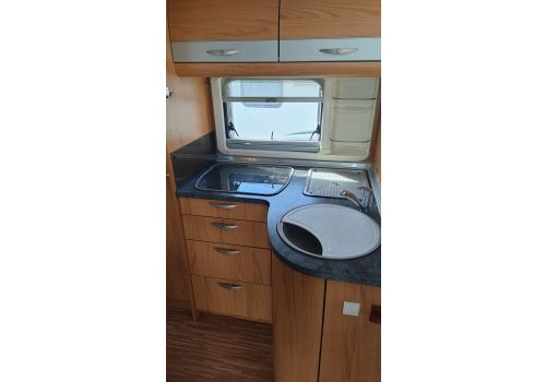 Autocaravana Integral BURSTNER Aviano 4175 de Ocasión