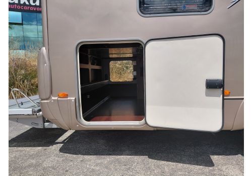 Autocaravana Integral BURSTNER Aviano i727 de Ocasión