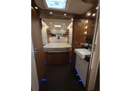 Autocaravana Integral CARTHAGO chic e-line I 64 XL QB de Ocasión