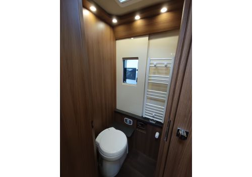 Autocaravana Integral CARTHAGO chic e-line I 64 XL QB de Ocasión