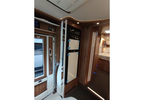 Autocaravana Integral CARTHAGO chic e-line I 64 XL QB de Ocasión