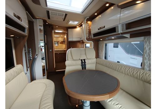 Autocaravana Integral CARTHAGO chic e-line I 64 XL QB de Ocasión