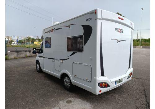 Autocaravana Perfilada PILOTE P600 de Ocasión