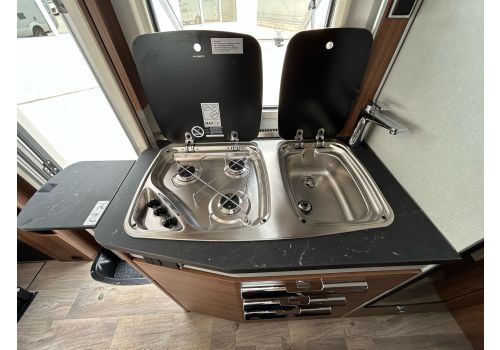 Autocaravana Integral HYMER MC I 580 de Ocasión