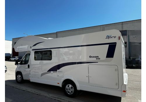 Autocaravana Capuchina SUNLIGHT BLUCAMP Ocean 650 en Alquiler