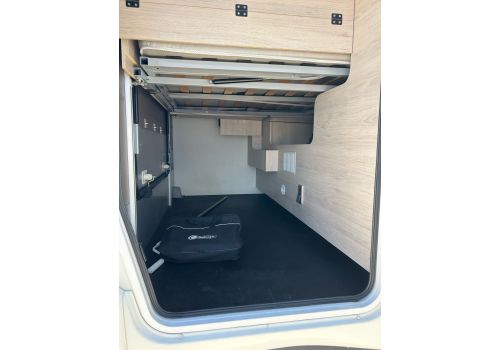 Autocaravana Perfilada ROLLER TEAM 398 XLB Special Edition de Ocasión