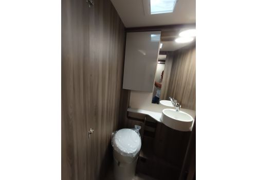 Autocaravana Capuchina ROLLER TEAM Kronos 284 M Nueva en Venta