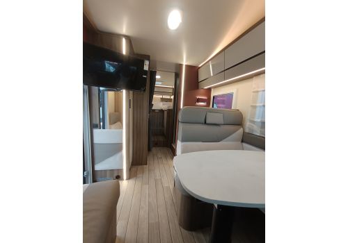 Autocaravana Capuchina ROLLER TEAM Kronos 284 M Nueva en Venta
