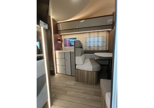 Autocaravana Capuchina ROLLER TEAM Kronos 284 M Nueva en Venta