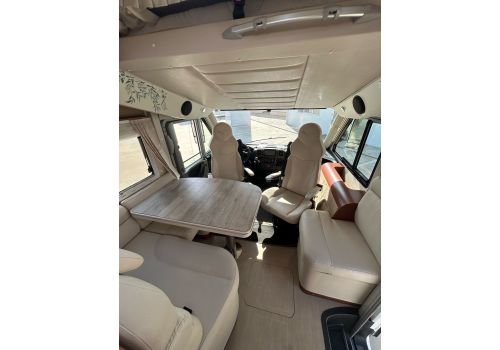 Autocaravana Integral MOBILVETTA K-Yatch Tekno Line 85 de Ocasión