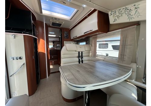 Autocaravana Integral MOBILVETTA K-Yatch Tekno Line 85 de Ocasión