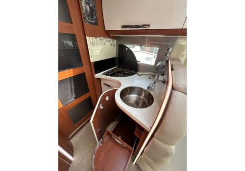 Autocaravana Integral MOBILVETTA K-Yatch Tekno Line 85 de Ocasión