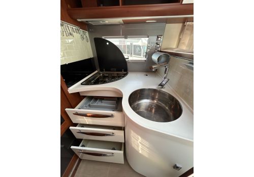 Autocaravana Integral MOBILVETTA K-Yatch Tekno Line 85 de Ocasión