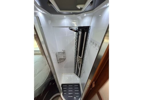 Autocaravana Integral MOBILVETTA K-Yatch Tekno Line 85 de Ocasión