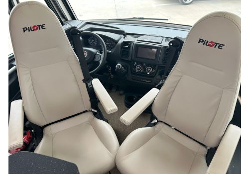 Autocaravana Integral PILOTE G690D de Ocasión