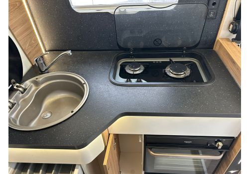 Autocaravana Integral PILOTE G690D de Ocasión