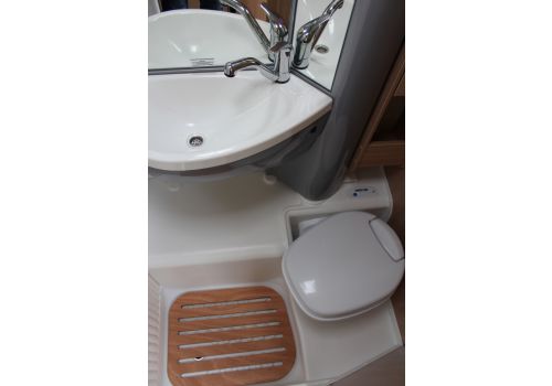 Autocaravana Perfilada SUNLIGHT T-60 modelo 2016 de Ocasión