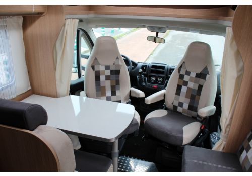 Autocaravana Perfilada SUNLIGHT T-60 modelo 2016 de Ocasión