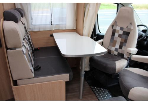 Autocaravana Perfilada SUNLIGHT T-60 modelo 2016 de Ocasión