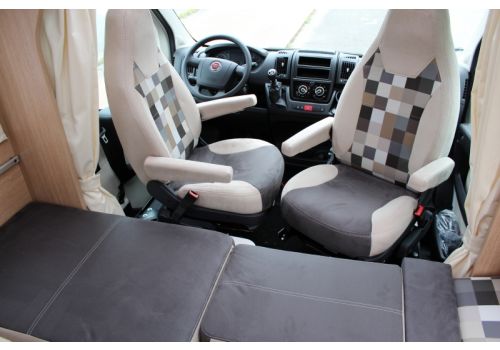 Autocaravana Perfilada SUNLIGHT T-60 modelo 2016 de Ocasión