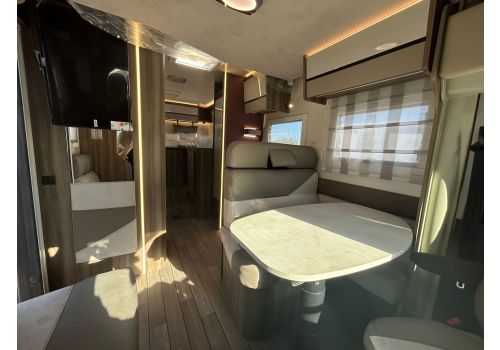 Autocaravana Perfilada ROLLER TEAM Kronos 285 TL Nueva en Venta