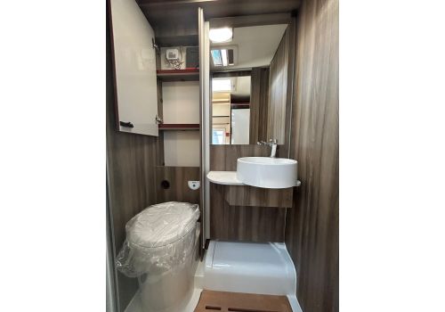 Autocaravana Perfilada ROLLER TEAM Kronos 285 TL Nueva en Venta