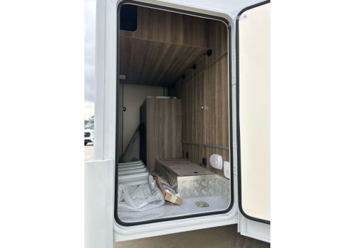 Autocaravana Perfilada ROLLER TEAM Kronos 230 TL FIT en Alquiler