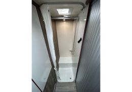Autocaravana Perfilada ROLLER TEAM Kronos 230 TL FIT en Alquiler