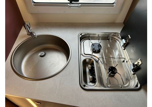 Autocaravana Perfilada ROLLER TEAM Kronos 284 TL Nueva en Venta