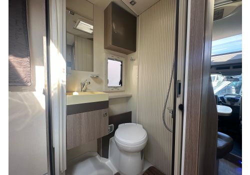 Autocaravana Perfilada CHAUSSON 638 EB de Ocasión