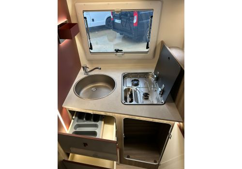 Autocaravana Perfilada ROLLER TEAM Kronos 265 TL Selekt Nueva en Venta