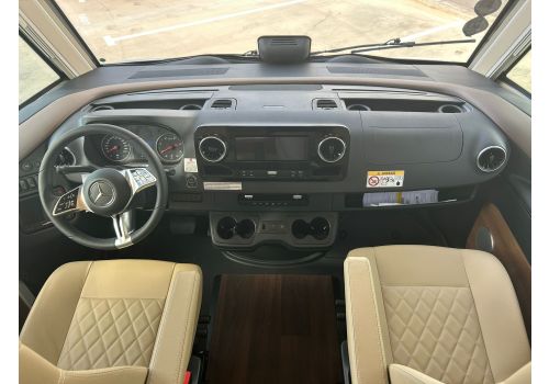 Autocaravana Integral CARTHAGO E Line I 64 XL QB Nueva en Venta