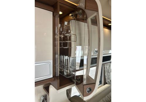 Autocaravana Integral CARTHAGO E Line I 64 XL QB Nueva en Venta