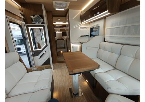 Autocaravana Integral MOBILVETTA K-Yatch Tekno Line 86 de Ocasión