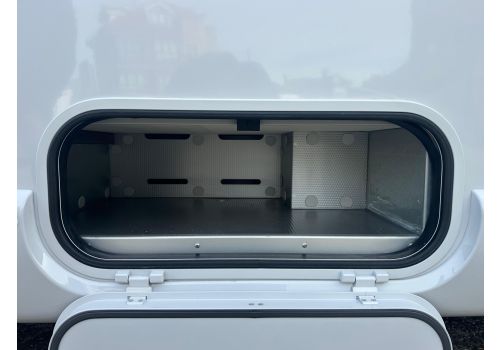 Autocaravana Integral RAPIDO Rápido 8096DF modelo 2026 de Ocasión