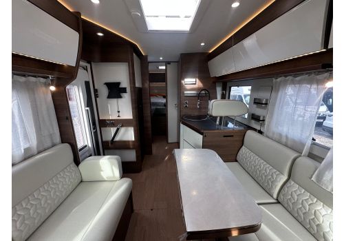 Autocaravana Integral RAPIDO Rápido 8096DF modelo 2026 de Ocasión
