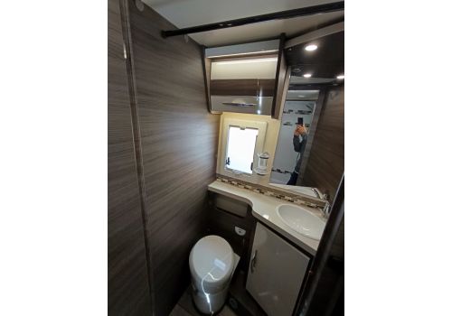 Autocaravana Integral MC LOUIS NEVIS 873 de Ocasión