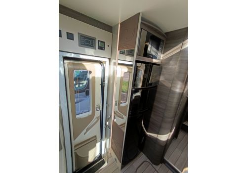 Autocaravana Integral MC LOUIS NEVIS 873 de Ocasión